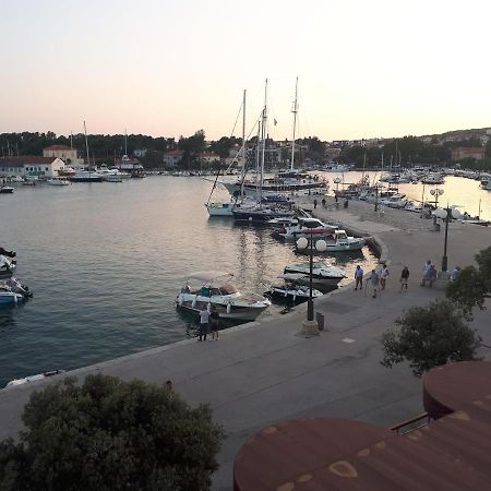 Apartment Ribica Krk Island Exteriör bild
