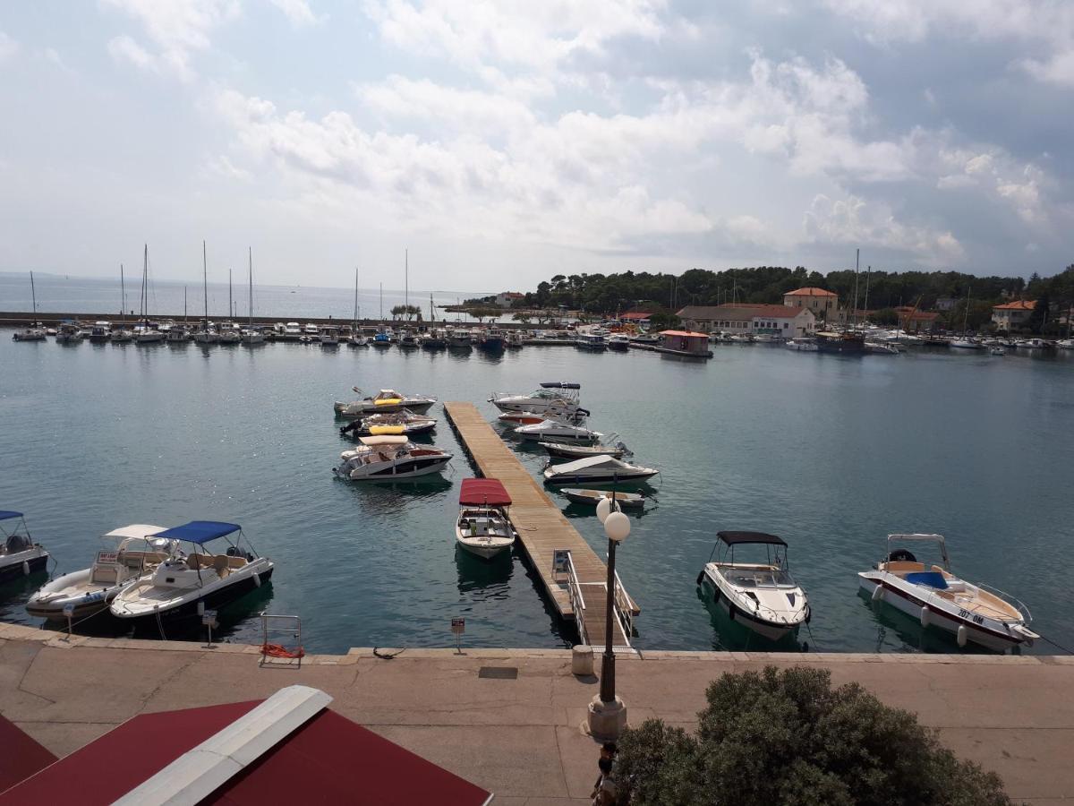 Apartment Ribica Krk Island Exteriör bild