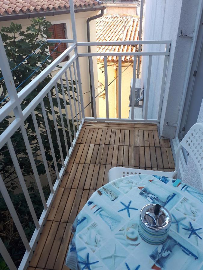 Apartment Ribica Krk Island Exteriör bild